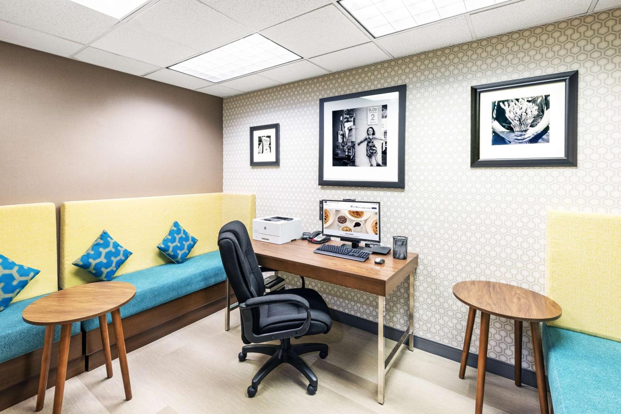 Hampton Inn & Suites Tulsa-Woodland Hills Экстерьер фото